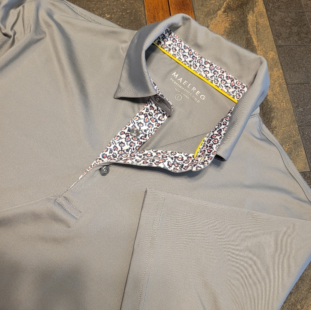 Maelreg Performance Polo Mens L Gray With Contrast Print Trim Moisture‎ Wicking